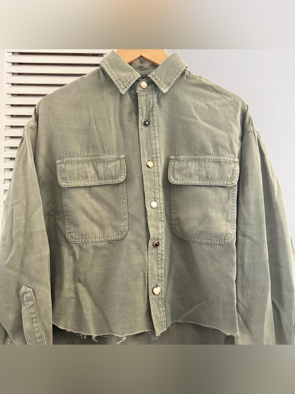 AMO Olive Green  Cropped Oversized Style Cotton Linen Button-Up Shirt - Picture 3 of 12